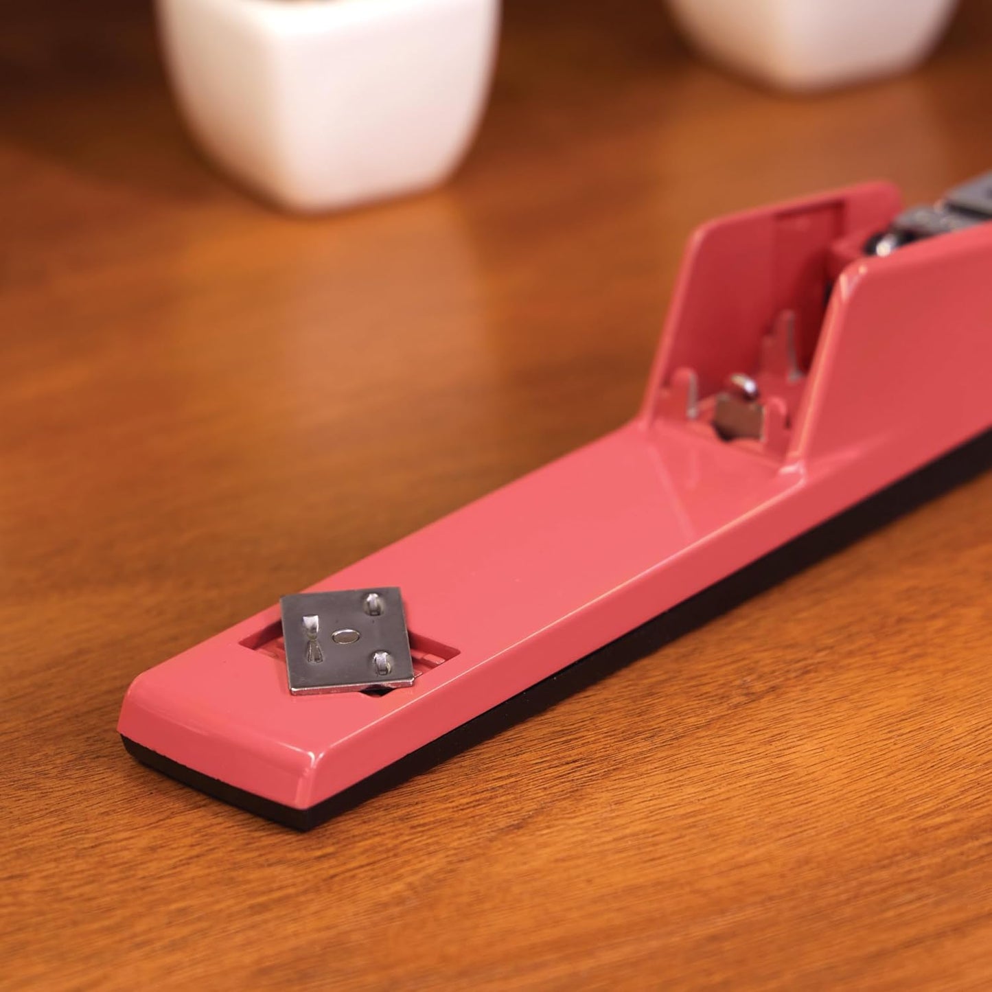 Swingline Stapler, 30 Sheet Capacity, 747 Classic Stapler, Jam Free, Metal, Lipstick Red (74718)