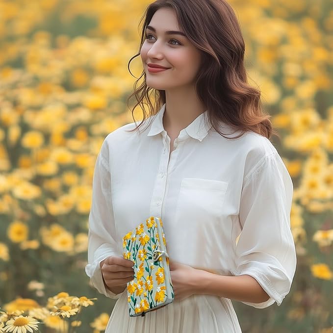 Daisy Gifts for Women, Flower Embroidered Journal, A6 Pocket Sketchbook, Small Unlined Notebook 4x6, Hardcover, Lay Flat, Cute Notebooks, Pretty Journal, Yellow Daisy