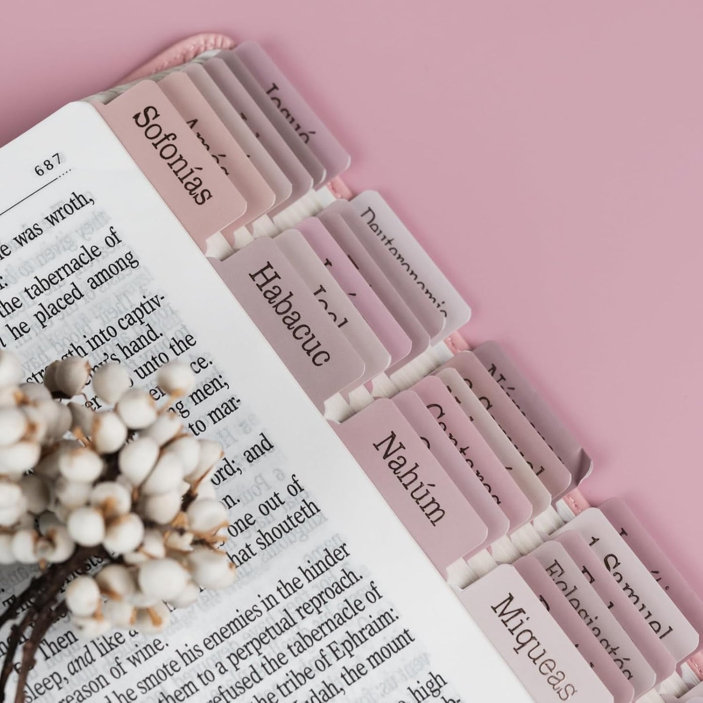 UPAFEXXI-Spanish Laminated Bible Tabs for Women and Men(Gold Foil Embossed Lettering) Pestañas de la Biblias, 80 Reposition Large Print tabs, Easy to Read and Apply(Pink)