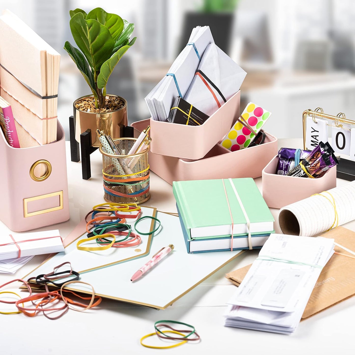 PlasticMill Dark Green Rubber Bands Size 33 (3 1/2" x 1/8") - #33 Colored Rubber Bands Office Supplies - Strong, Elastic Bands for Crafts, Balloon Garland, Cash, File Folders (100-Pack)