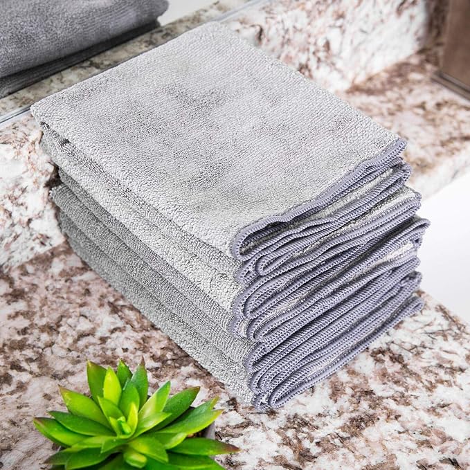 Microfiber Wholesale 16" x 24" Pro Multi Surface Microfiber Towels | Case of 156 | Blue