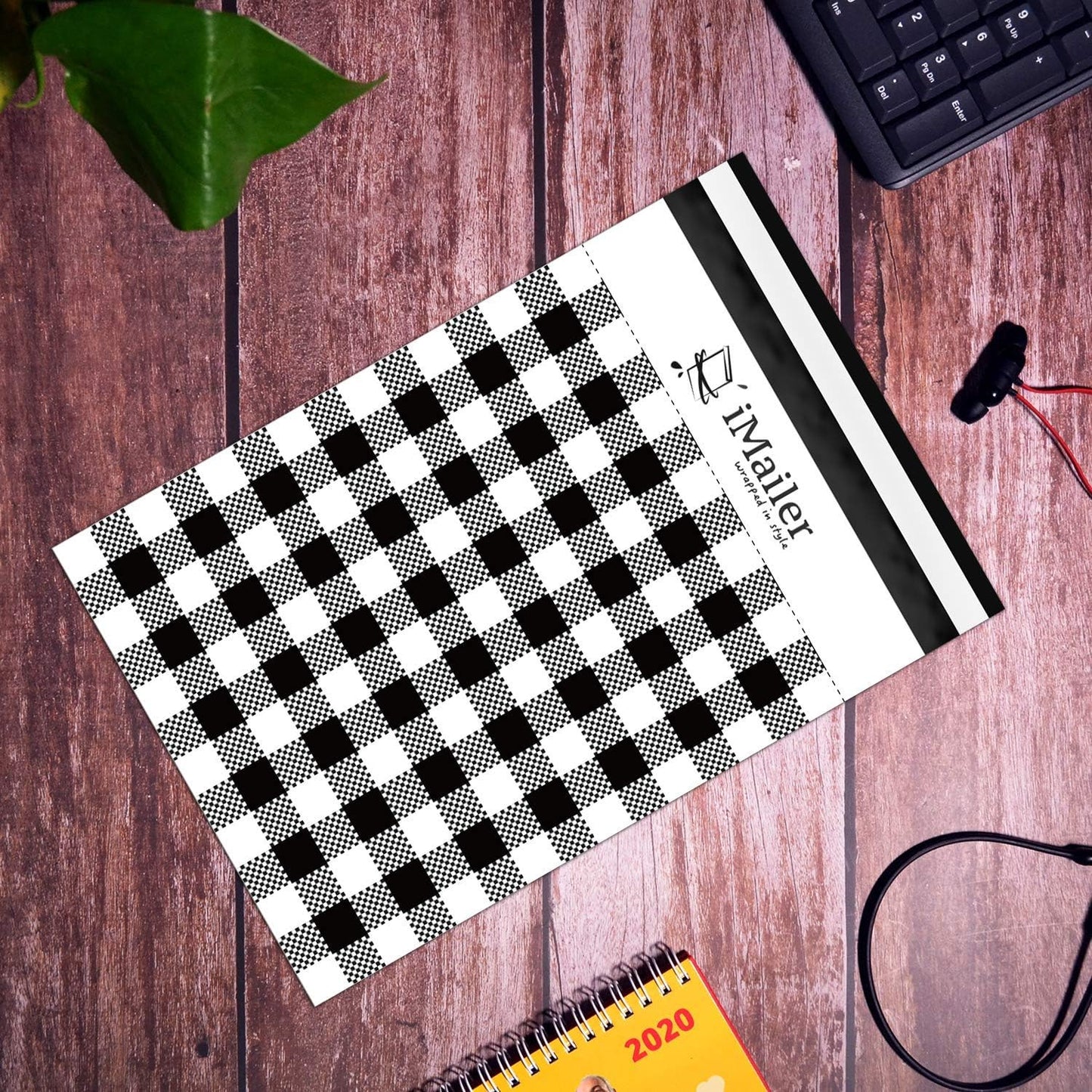 100 Count - 14.5 x 19 inch,Poly Mailer Black Gingham Plaid Package Envelope, Mailing Shipping Bags with Self Seal Strip